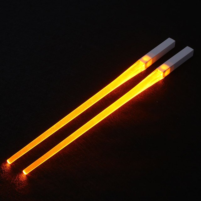 Lightsaber Chopsticks | A creative and fun way of eating - Stimulates eating pleasure and motor skills