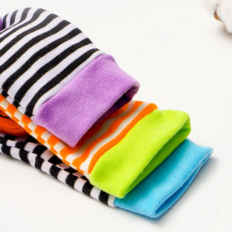 Toystar BabyTinker | Play and Develop - Rattle Star Playset and Baby Socks - Speel en Ontwikkel - Rammelaar Ster Speelset ...