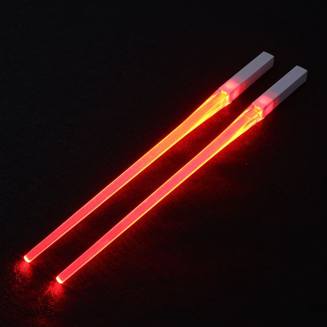 Lightsaber Chopsticks | A creative and fun way of eating - Stimulates eating pleasure and motor skills