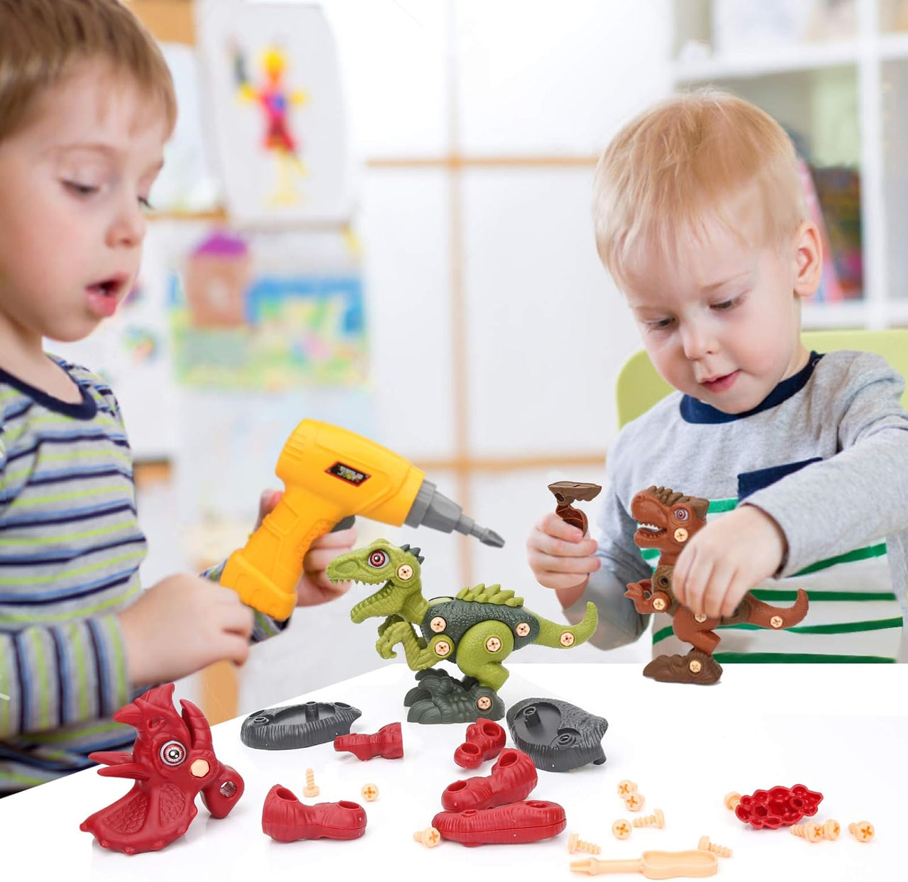 Toystar DinoBuild | Build your own adventure - Educational dinosaur construction set with screws & drill - Bouw je eigen a...