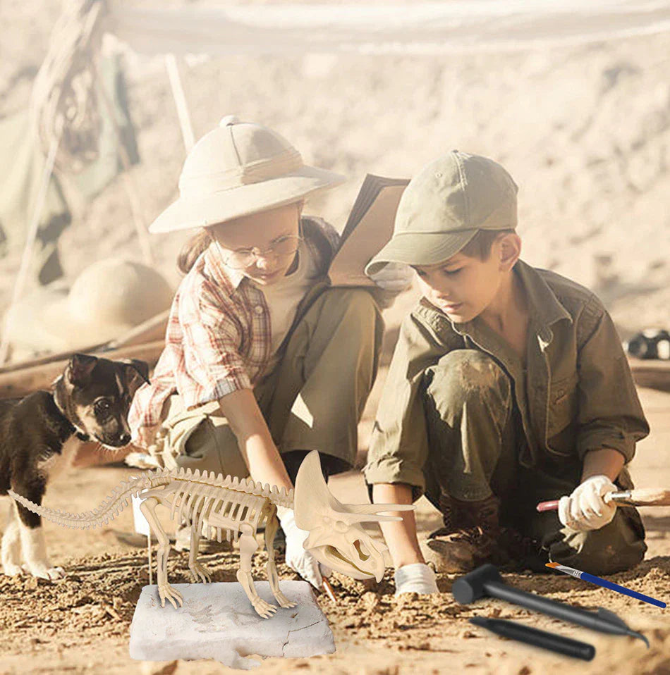 Toystar DinoDiggers | Experience an exciting archaeological adventure! - Dig and discover dinosaur fossils with this educa...