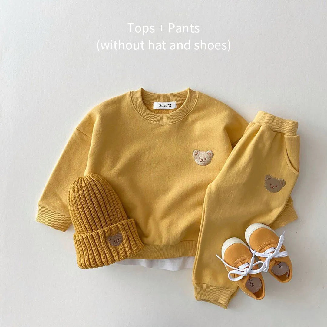 Unisex Bear Set | 2-Piece Outfit for Babies 6–18 Months – Comfortable and Cute
