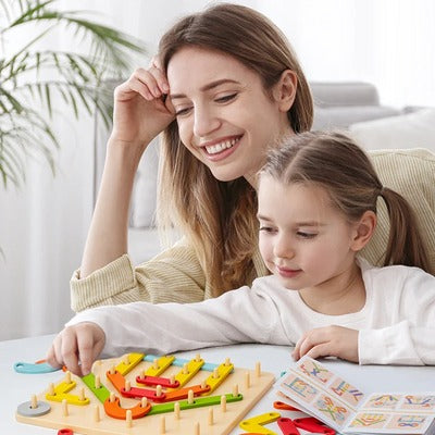 Toystar Ecotoys GeoFun Board | Discover fun and learning in one - Montessori geometry toys - Ontdek plezier en leren in éé...