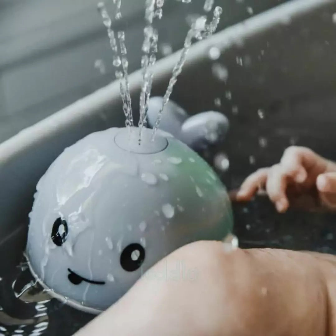SplashWhale | Magisch badplezier - Oplaadbare lichtgevende walvis badspeeltje