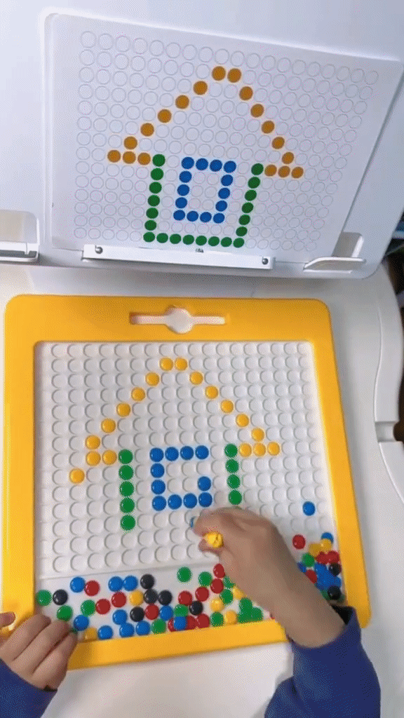 MagPad | Magnetic drawing board - Stimulates creativity and fine motor skills