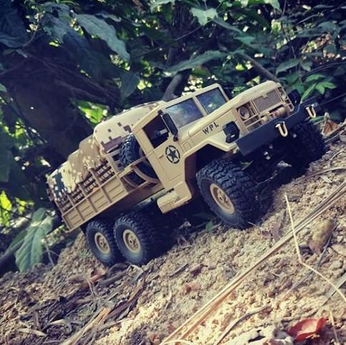Toystar Tactical Off-Road 6WD Military Transporter | Ultimate adventure for kids - Crawling car with remote control - Ulti...